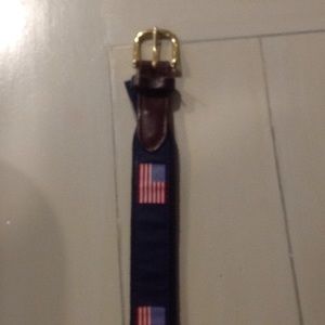 Vineyard Vines boys belt